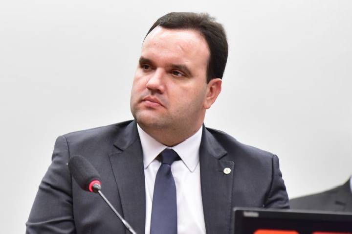 Deputado pede ao Ministério Público investigação sobre empresa Sports Media