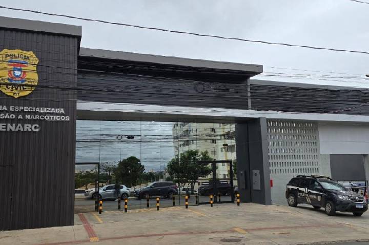 Polícia Civil cumpre mandados contra grupo criminoso que utilizava mulheres para o transporte interestadual de drogas