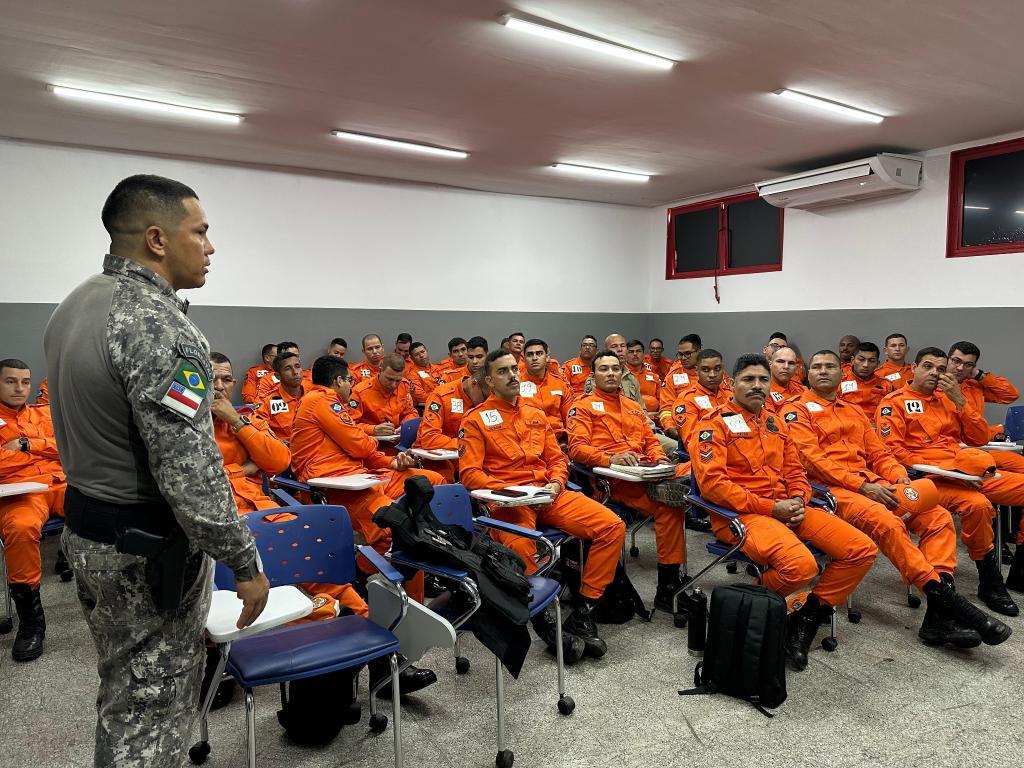Bombeiros de MT participam de capacitação da Força Nacional com foco no combate a incêndios florestais