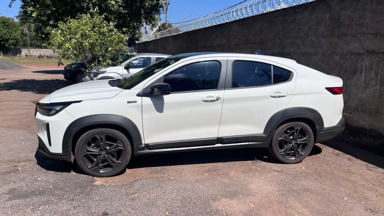 Polícia Militar apreende menores após roubo violento e perseguição