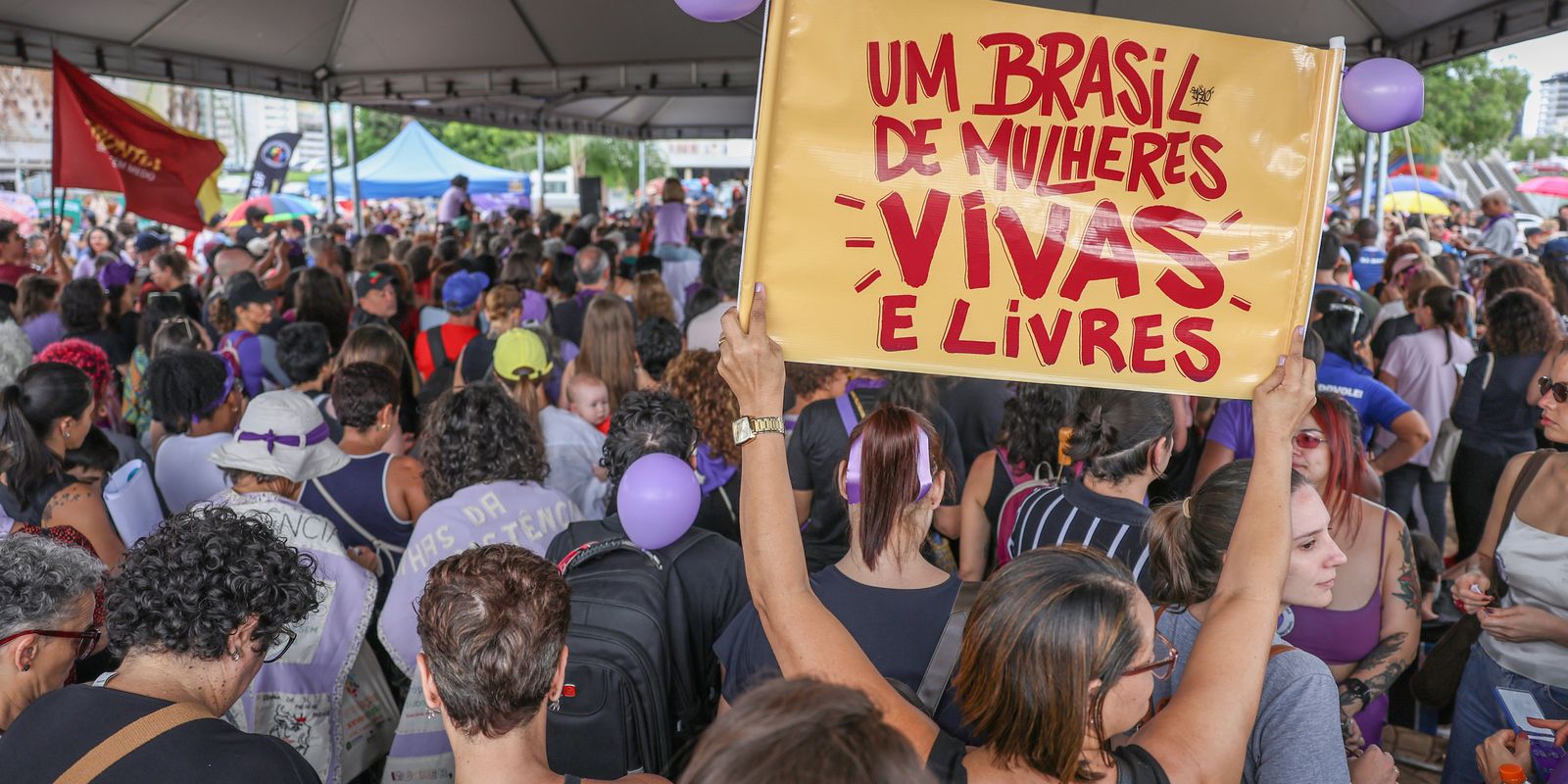 Órfãos de vítimas de feminicídio passam a ter direito a pensão INSS 