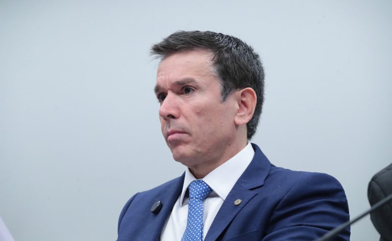 Deputado prevê rápida aprovação de controle sanitário para suplementos alimentares